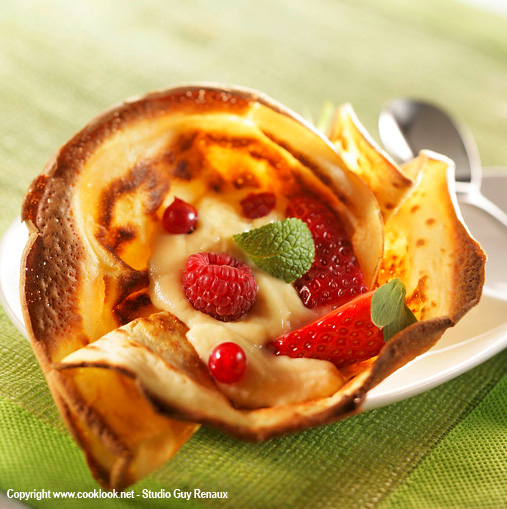 Cônes de crêpes aux fruits rouges Best Recettes
